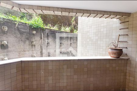 Apartamento para alugar com 600m², 5 quartos e 1 vaga Apartamento para alugar com 600m², 5 quartos e 1 vagaQuarto