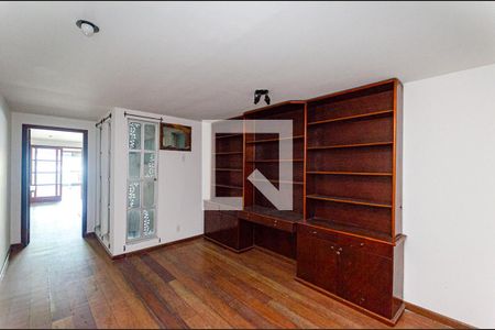 Apartamento para alugar com 600m², 5 quartos e 1 vaga Apartamento para alugar com 600m², 5 quartos e 1 vagaQuarto