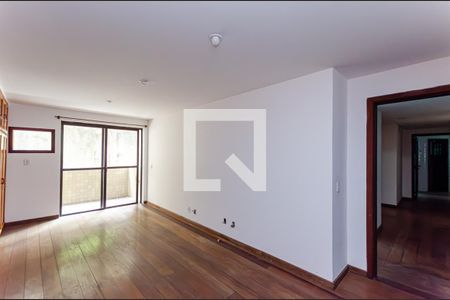 Apartamento para alugar com 600m², 5 quartos e 1 vaga Apartamento para alugar com 600m², 5 quartos e 1 vagaQuarto