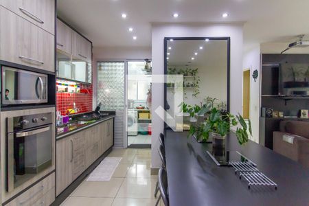 Apartamento à venda com 70m², 2 quartos e 2 vagas Apartamento à venda com 70m², 2 quartos e 2 vagasCozinha