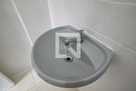 Apartamento para alugar com 33m², 1 quarto e sem vaga Apartamento para alugar com 33m², 1 quarto e sem vagaBanheiro