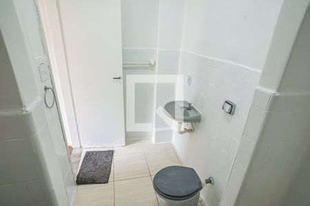 Apartamento para alugar com 33m², 1 quarto e sem vaga Apartamento para alugar com 33m², 1 quarto e sem vagaBanheiro