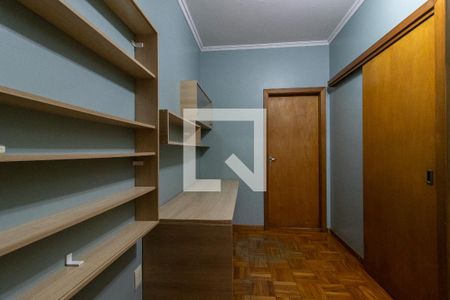 Quarto  de apartamento para alugar com 2 quartos, 72m² em Passo D’areia, Porto Alegre