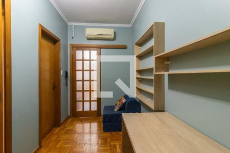 Quarto  de apartamento para alugar com 2 quartos, 72m² em Passo D’areia, Porto Alegre