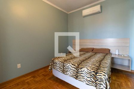 Quarto  de apartamento para alugar com 2 quartos, 72m² em Passo D’areia, Porto Alegre