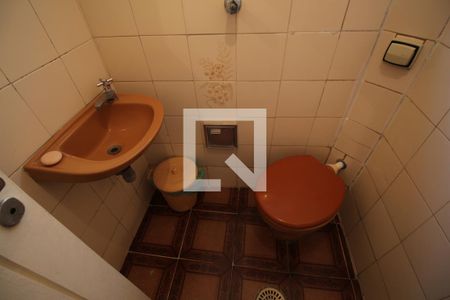 Casa à venda com 300m², 3 quartos e 5 vagasBanheiro