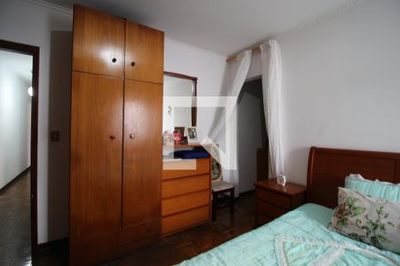 Quarto  de casa à venda com 3 quartos, 300m² em Parque São Lucas, São Paulo