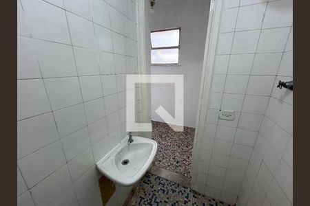 Banheiro de serviço de apartamento à venda com 3 quartos, 73m² em Lins de Vasconcelos, Rio de Janeiro