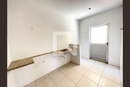Apartamento à venda com 69m², 2 quartos e 2 vagasCozinha
