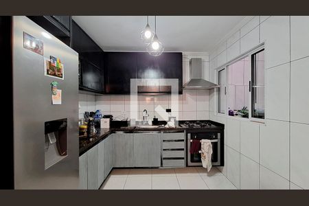 Casa à venda com 127m², 2 quartos e 2 vagas Casa à venda com 127m², 2 quartos e 2 vagasCozinha