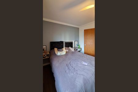 Casa à venda com 127m², 2 quartos e 2 vagas Casa à venda com 127m², 2 quartos e 2 vagasQuarto 2