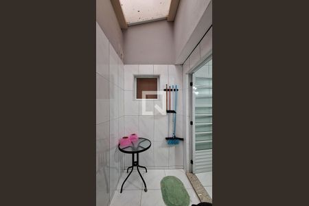 Casa à venda com 127m², 2 quartos e 2 vagas Casa à venda com 127m², 2 quartos e 2 vagasÁrea de Serviço