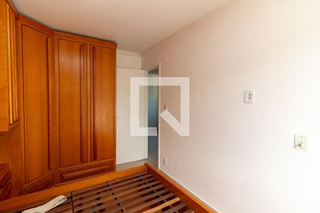 Quarto 1 de apartamento para alugar com 2 quartos, 52m² em Jardim Sulacap, Rio de Janeiro