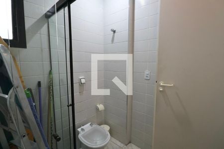 Apartamento para alugar com 132m², 3 quartos e 2 vagas Apartamento para alugar com 132m², 3 quartos e 2 vagasBanheiro de serviço