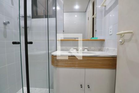 Apartamento para alugar com 132m², 3 quartos e 2 vagas Apartamento para alugar com 132m², 3 quartos e 2 vagasBanheiro Suíte