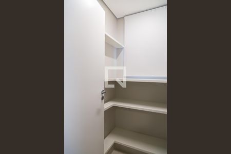 Apartamento à venda com 211m², 3 quartos e 4 vagasDespensa