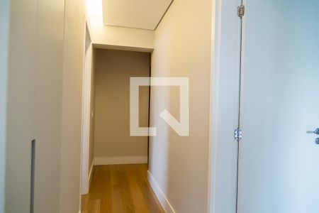 Apartamento à venda com 211m², 3 quartos e 4 vagasCorredor