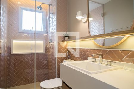 Apartamento à venda com 211m², 3 quartos e 4 vagasBanheiro da Suíte 2