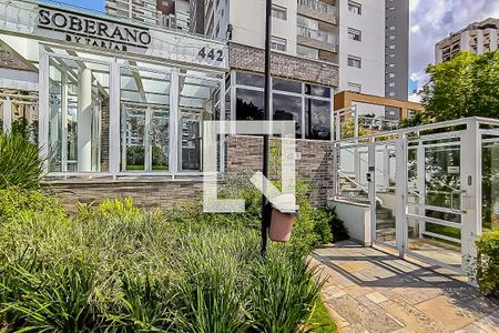 Apartamento à venda com 211m², 3 quartos e 4 vagasFachada