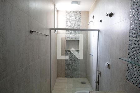 Casa para alugar com 227m², 4 quartos e 4 vagasSuíte 3