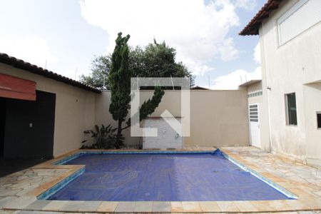 Casa para alugar com 227m², 4 quartos e 4 vagasPiscina