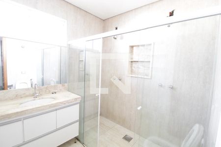 Casa para alugar com 227m², 4 quartos e 4 vagasSuíte 1