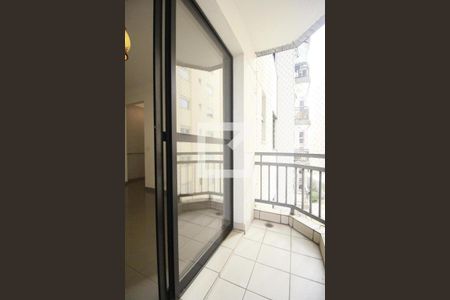 Varanda de apartamento para alugar com 1 quarto, 45m² em Itaim Bibi, São Paulo