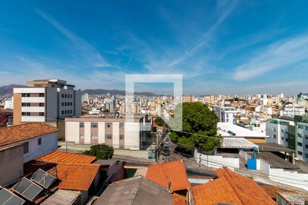 Apartamento à venda com 214m², 3 quartos e 4 vagasVista