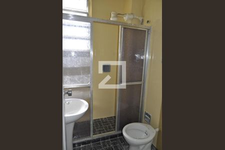 Apartamento à venda com 76m², 3 quartos e sem vagaBanheiro