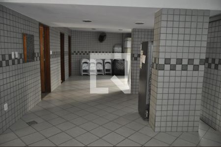 Apartamento à venda com 76m², 3 quartos e sem vagaÁrea comum