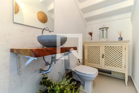 Casa à venda com 550m², 4 quartos e 4 vagasLavabo 2