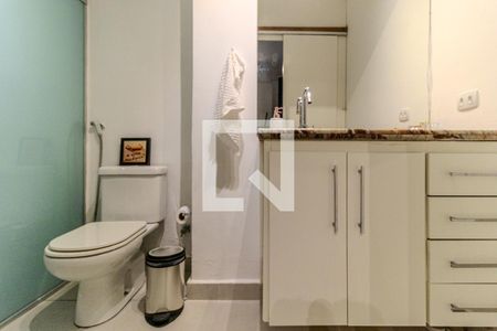 Casa à venda com 550m², 4 quartos e 4 vagasBanheiro da Suíte 4