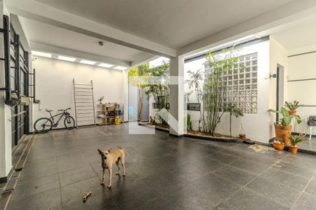 Casa à venda com 550m², 4 quartos e 4 vagasGaragem