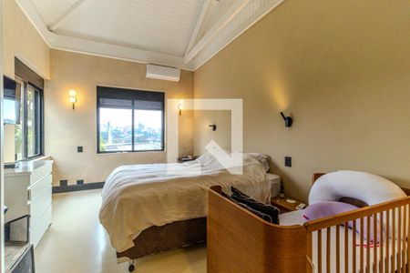 Casa à venda com 550m², 4 quartos e 4 vagasSuíte 1