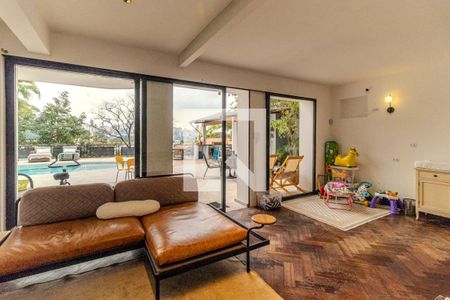 Casa à venda com 550m², 4 quartos e 4 vagasSala 2