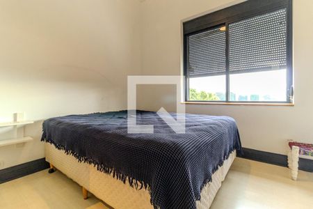 Casa à venda com 550m², 4 quartos e 4 vagasSuíte 3