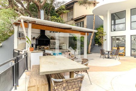 Casa à venda com 550m², 4 quartos e 4 vagasEspaço Gourmet