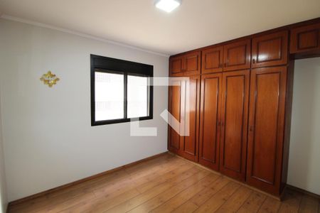Apartamento à venda com 143m², 4 quartos e 2 vagasQuarto 3