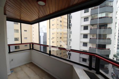 Sala - Varanda de apartamento à venda com 4 quartos, 143m² em Santa Teresinha, São Paulo