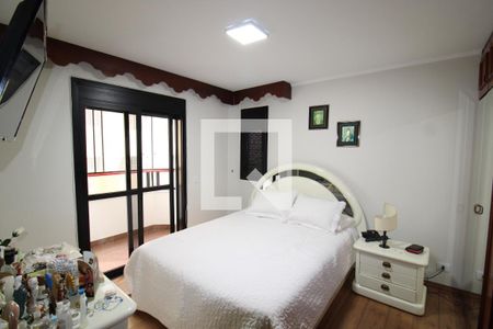 Apartamento à venda com 143m², 4 quartos e 2 vagasQuarto 4