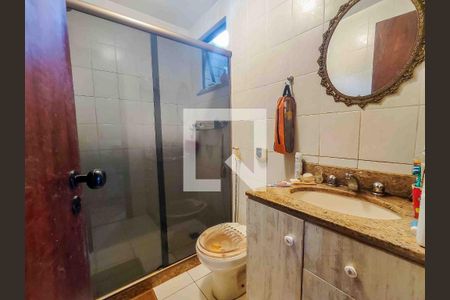 Apartamento à venda com 328m², 4 quartos e 3 vagasBanheiro da Suíte 3