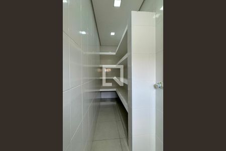 Casa de condomínio à venda com 505m², 5 quartos e 3 vagasÁrea de Serviço