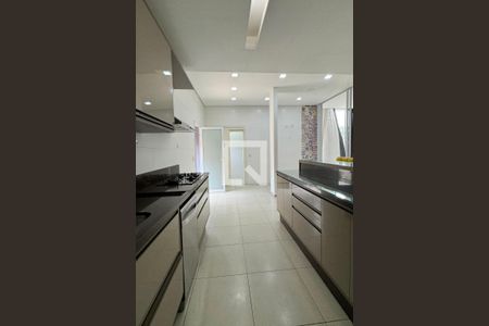 Casa de condomínio à venda com 505m², 5 quartos e 3 vagasCozinha