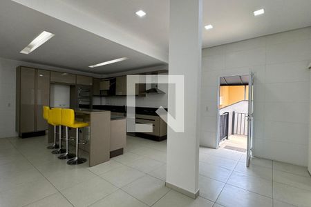 Casa de condomínio à venda com 505m², 5 quartos e 3 vagasCozinha
