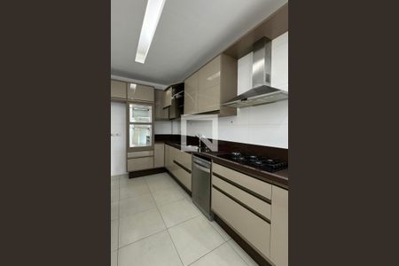 Casa de condomínio à venda com 505m², 5 quartos e 3 vagasCozinha