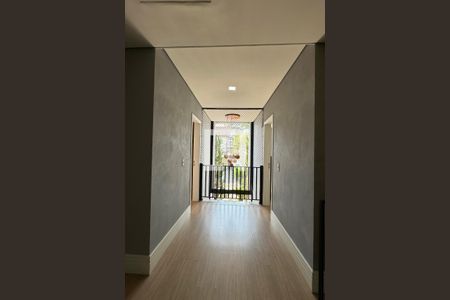 Casa de condomínio à venda com 505m², 5 quartos e 3 vagasHall