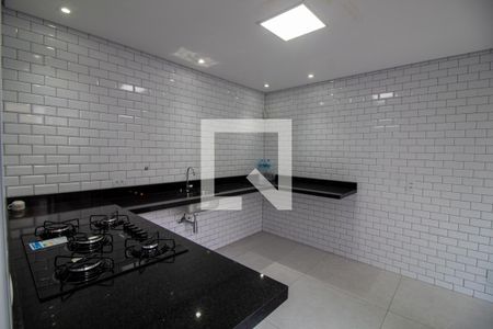 Casa à venda com 168m², 3 quartos e 2 vagas Casa à venda com 168m², 3 quartos e 2 vagasCozinha