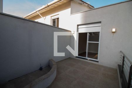 Casa à venda com 168m², 3 quartos e 2 vagas Casa à venda com 168m², 3 quartos e 2 vagasQuarto 1 - Varanda