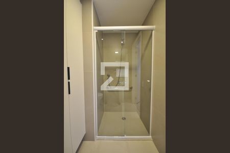 Banheiro de apartamento para alugar com 1 quarto, 25m² em Tucuruvi, São Paulo