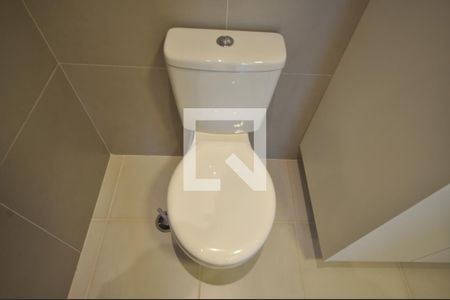Banheiro de apartamento para alugar com 1 quarto, 25m² em Tucuruvi, São Paulo